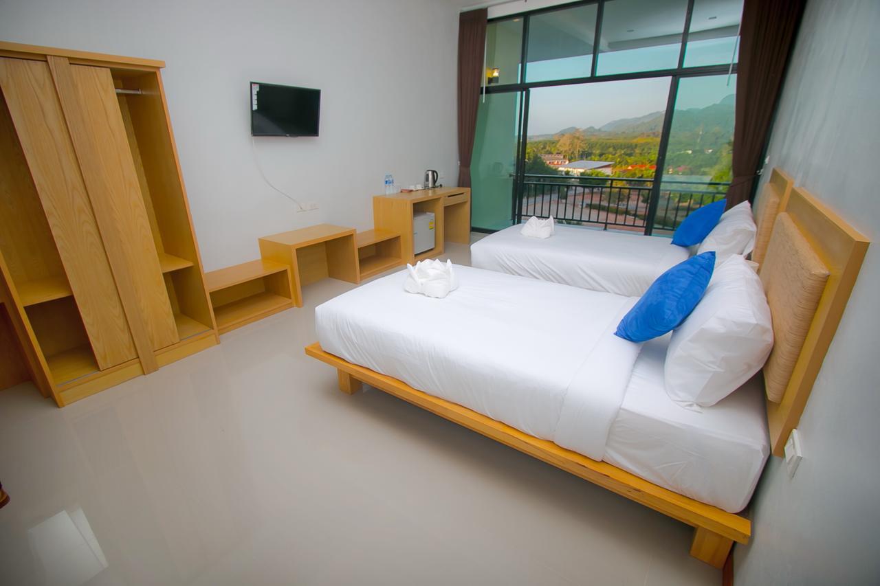 Takhun Mountain View Bed & Breakfast Ban Tha Khun Exterior photo