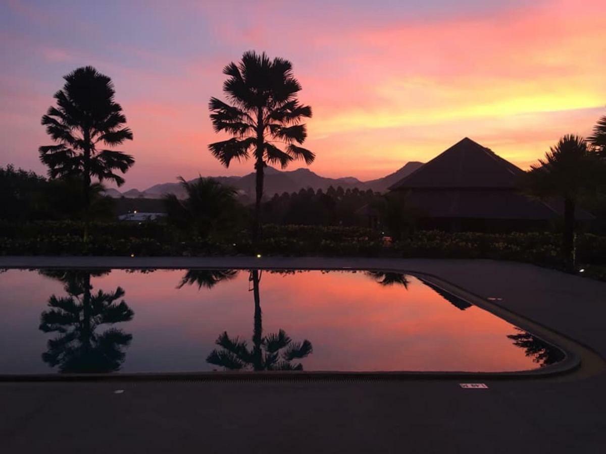 Takhun Mountain View Bed & Breakfast Ban Tha Khun Exterior photo